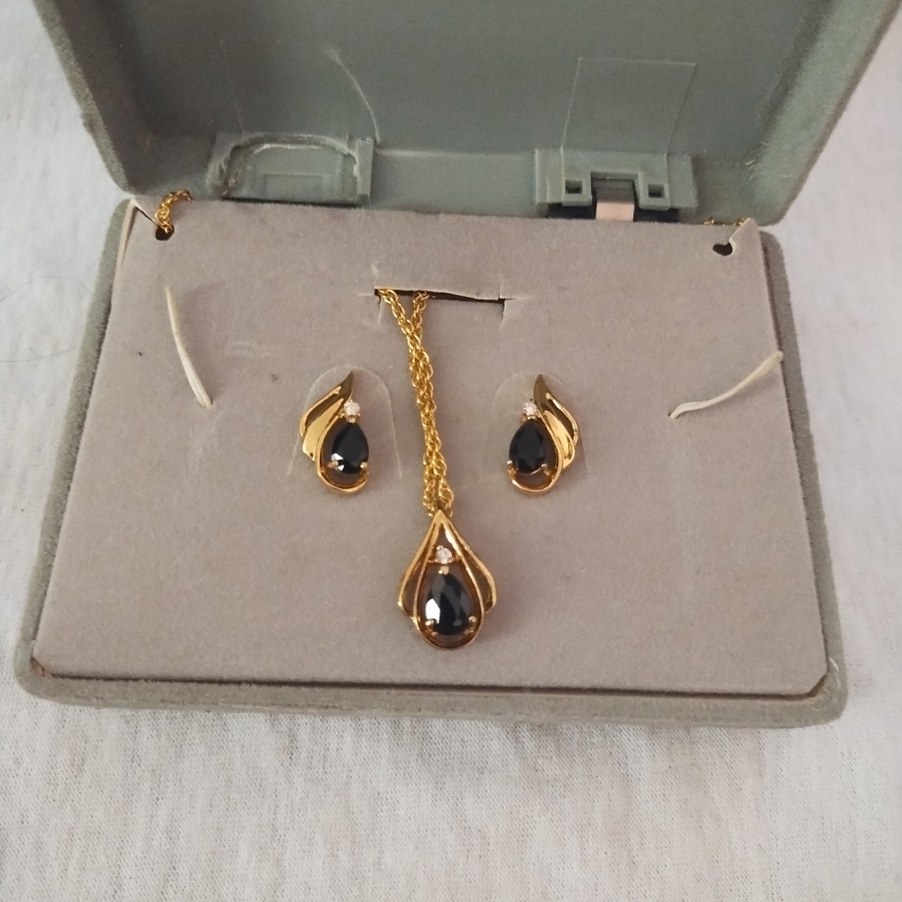 Gold toned Onyx CZ Necklace and Earrings Set